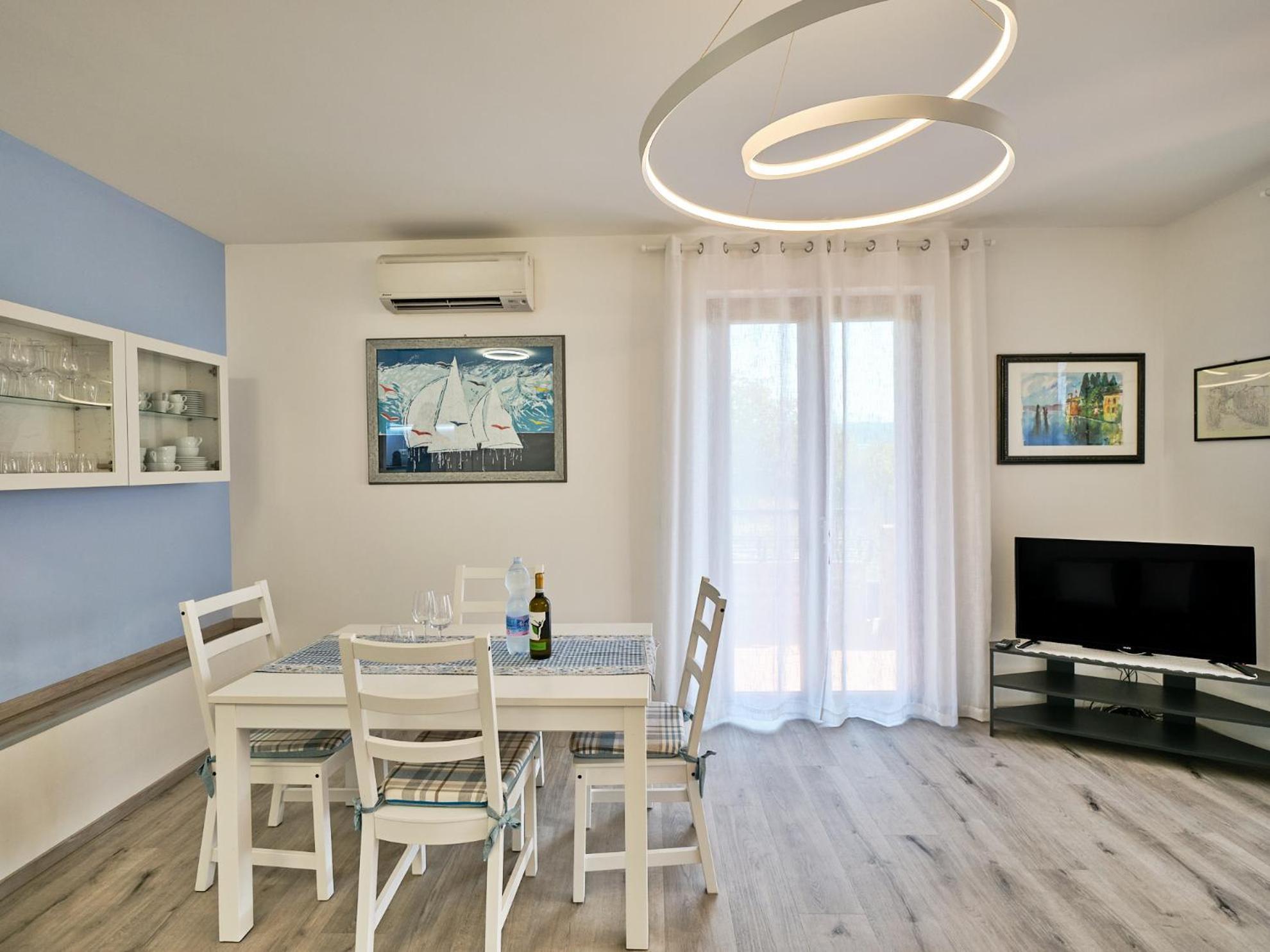 Vela Bianca Home Garda การ์ดา ภายนอก รูปภาพ