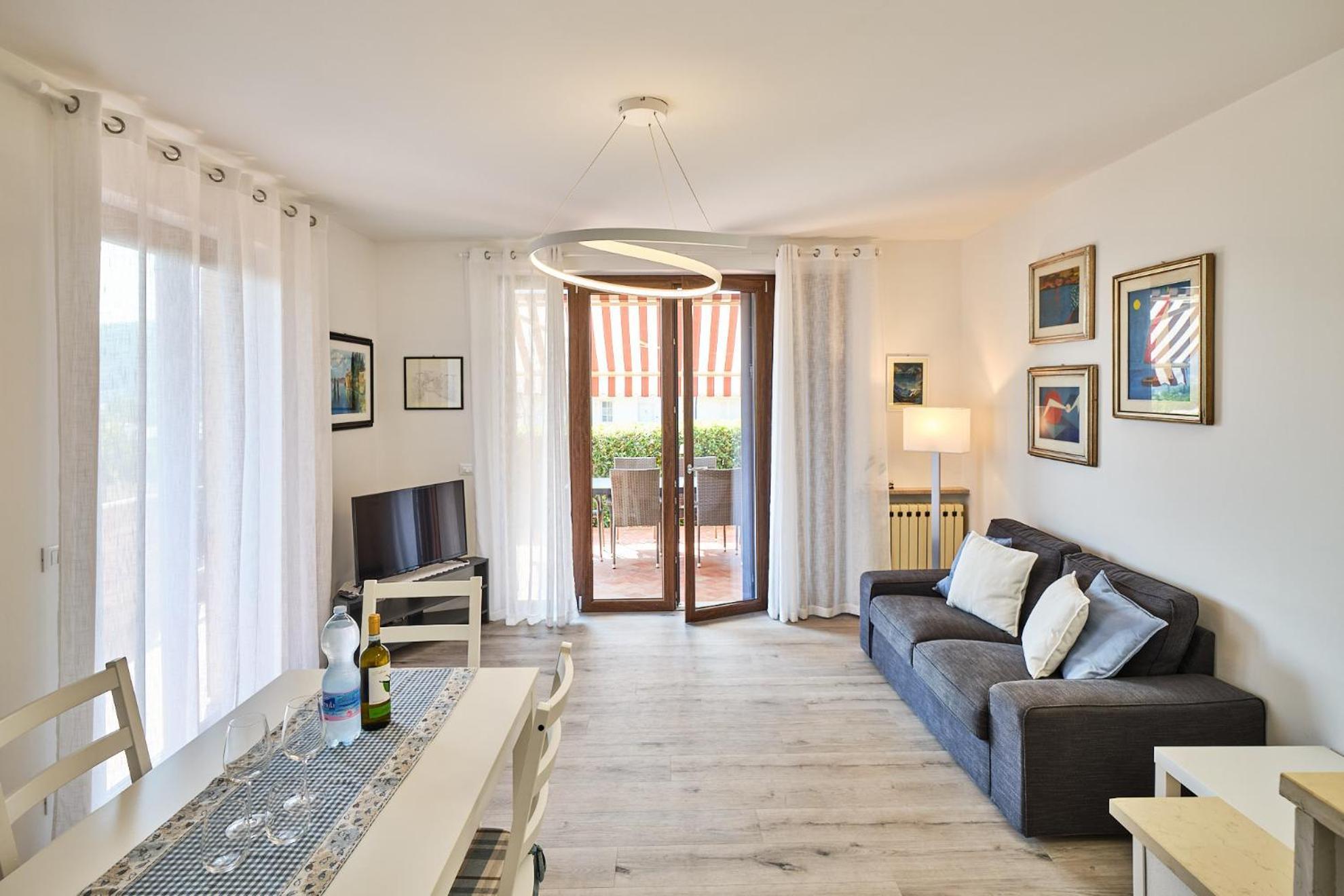 Vela Bianca Home Garda การ์ดา ภายนอก รูปภาพ